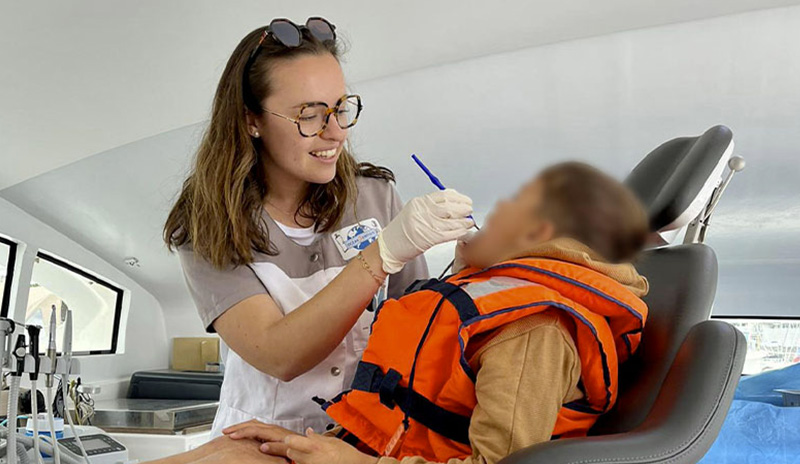 photo-soins-dentaires-ocean-dentiste